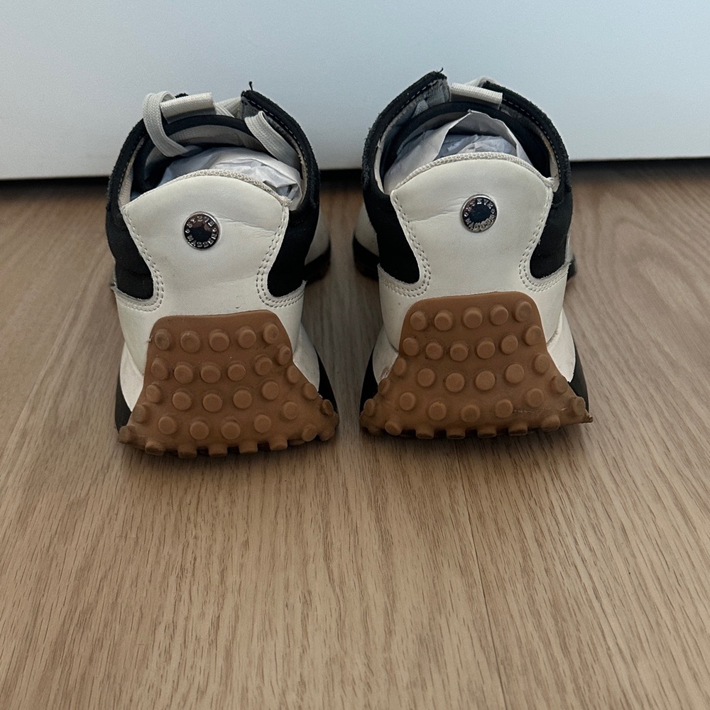 Steve Madden Campo Retro Runner Sneakers - Picture 4 of 6